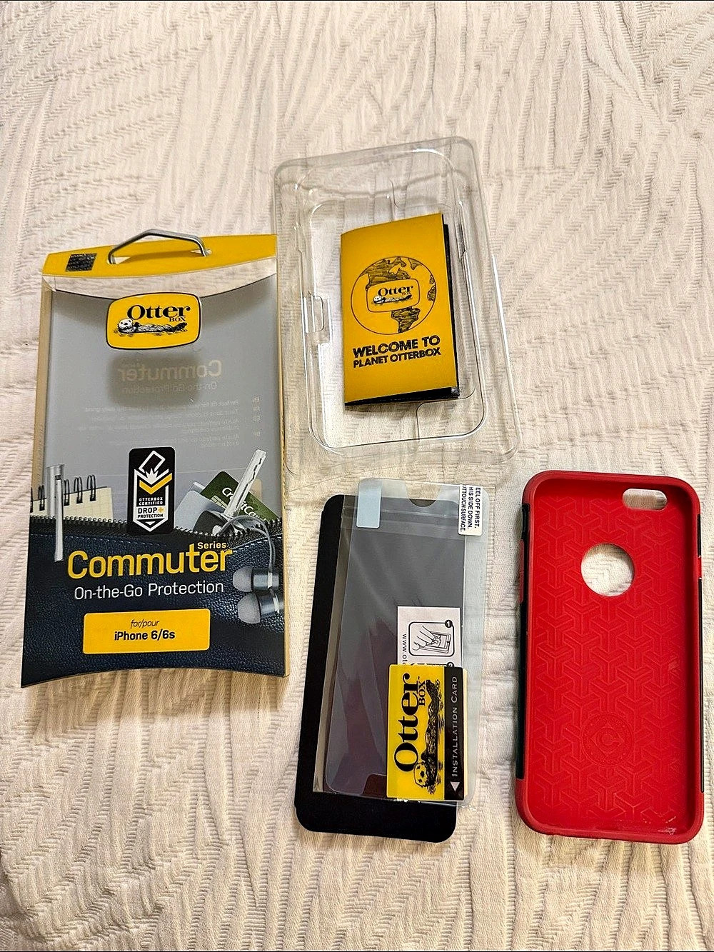 OtterBox Commuter Series Case for iPhone 6 / 6s Black & Red